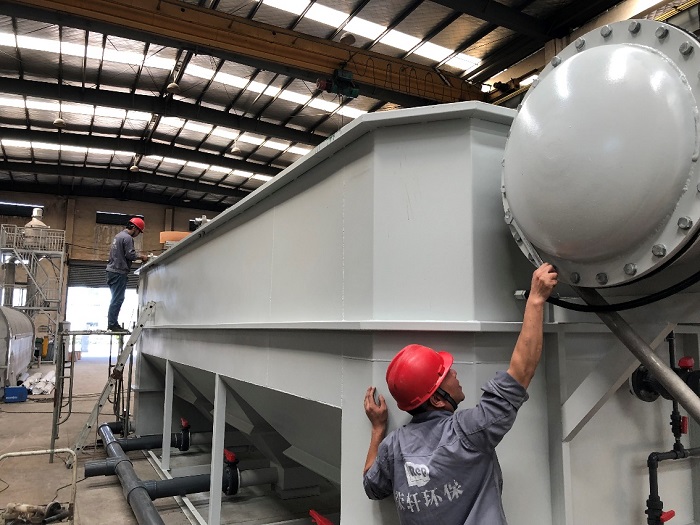 廢水處理設(shè)備汽浮池.jpg 廢水處理設(shè)備汽浮池.jpg